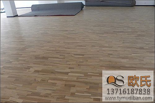 運動場實木運動地板,運動實木地板,實木運動地板 運動場實木運動地板,運動實木地板,實木運動地板